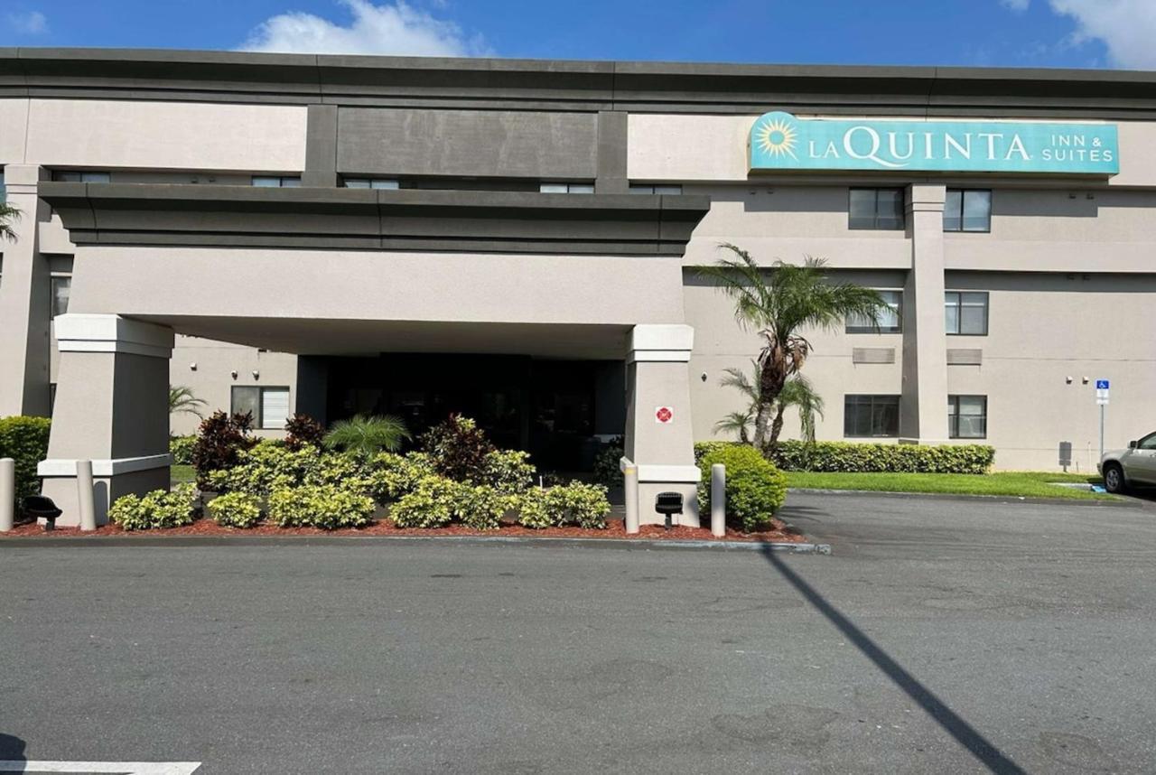 Hotel La Quinta By Wyndham Orlando South Williamsburg Exterior foto